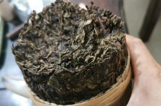 黑茶調(diào)理婦科病，女人喝黑茶好處太多了！