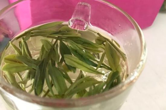 正常下一斤茶葉能喝多久，一個人一般一個月喝多少茶葉