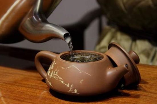 各類(lèi)茶的注水方式，不同的茶泡茶時(shí)怎么注水