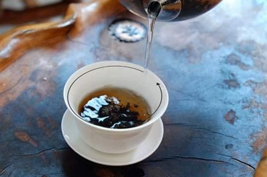 喝茶茶桌上的禮儀有哪些，泡茶待客十大禮儀不可不做！