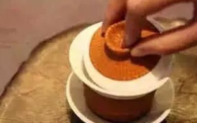 三才蓋碗的正確拿法，三才蓋碗抓碗法圖解