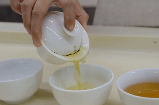 泡茶的順口溜，茶葉三泡是精華