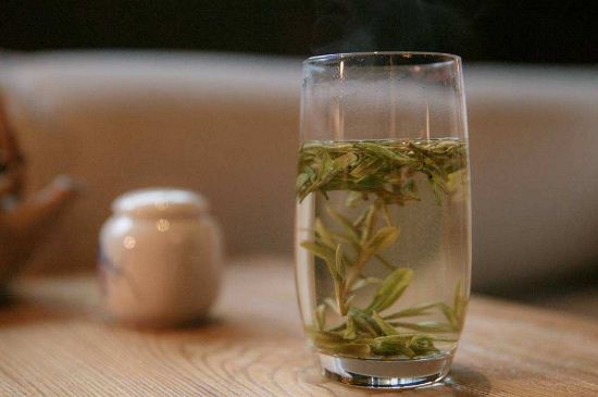 冷泡茶用什么茶葉最好，什么樣的茶適合冷泡？