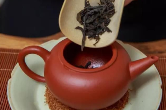 什么泥料的紫砂壺沖泡肉桂，武夷巖茶肉桂用哪種紫砂壺好？