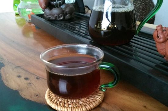 正常下一斤茶葉能喝多久，一個人一般一個月喝多少茶葉