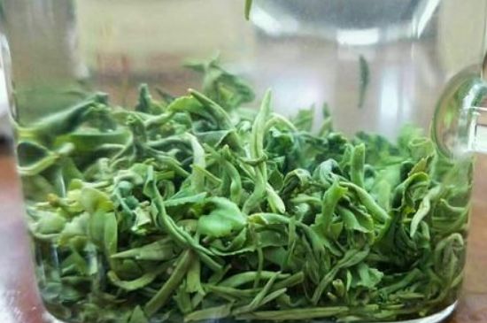 什么茶葉容易放香精，香精茶有什么危害？