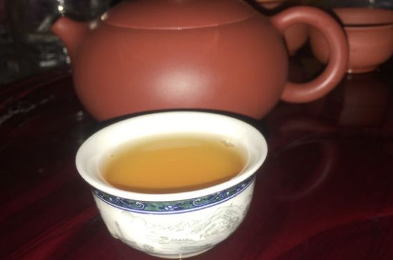 200一斤的茶葉算不算好，兩百一斤買的是中低檔茶