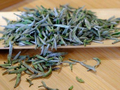 白毫銀針放幾年最好，白毫銀針什么年份最好？