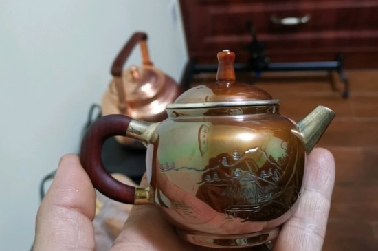 常見的七大材質(zhì)的茶具優(yōu)缺點(diǎn)，用什么材質(zhì)的茶具泡茶最好？