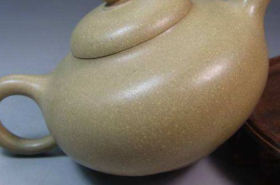 一把真正的本山綠泥壺最低多少錢(qián)，什么價(jià)格能買(mǎi)到本山綠泥紫砂壺？