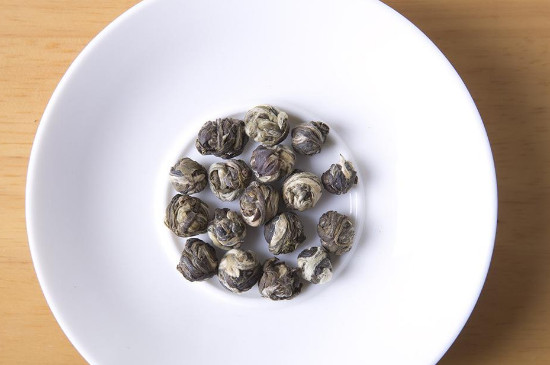 茉莉龍珠茶男人能喝嗎，男性夏季可以喝龍珠茶嗎