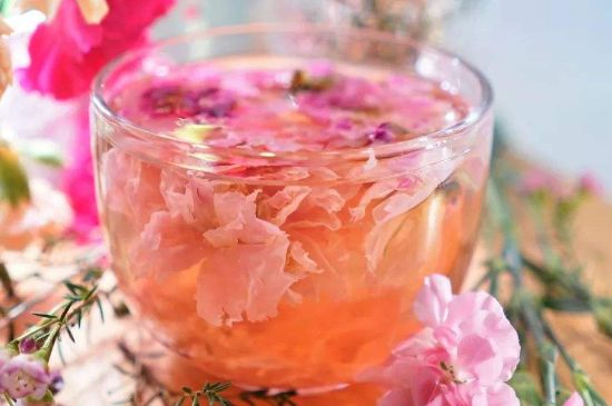 玫瑰花的最佳搭配，喝玫瑰花茶搭配什么喝好？