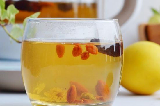 菊花茶的最佳搭配有哪幾樣，菊花茶和什么搭配喝效果好？