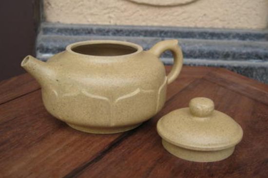 本山綠泥怎么分辨真假，真正的本山綠泥紫砂壺怎么鑒別？