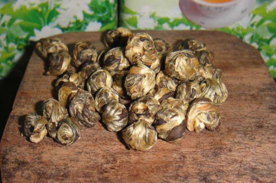 茉莉龍珠一次泡幾顆，茉莉龍珠一一杯放幾顆