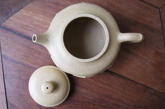 本山綠泥怎么分辨真假，真正的本山綠泥紫砂壺怎么鑒別？