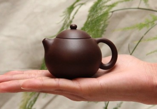 宜興紫砂壺四大經(jīng)典壺型叫什么，傳統(tǒng)紫砂四大名壺介紹