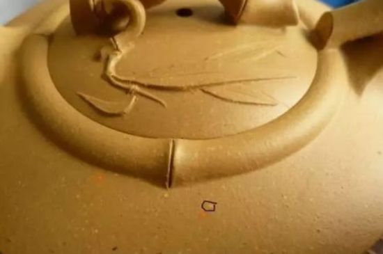 本山綠泥紫砂壺小黑點多嗎，真正本山綠泥會吐黑嗎？