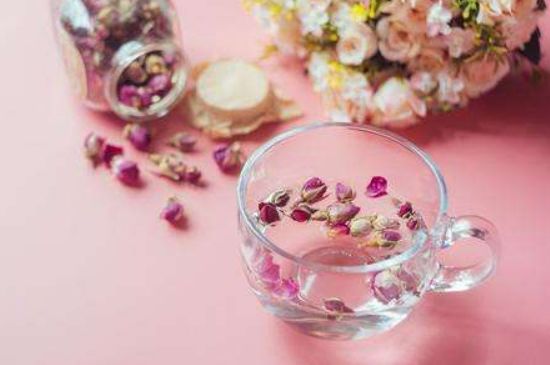 玫瑰花茶是應(yīng)該煮還是蒸，玫瑰花茶是不是煮一下效果更好？
