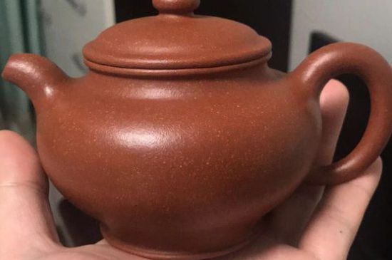 正宗紫砂壺多少錢(qián)一套，一套正宗宜興紫砂壺什么價(jià)格