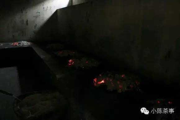 怎樣炭焙巖茶？揭秘武夷巖茶的炭焙技藝