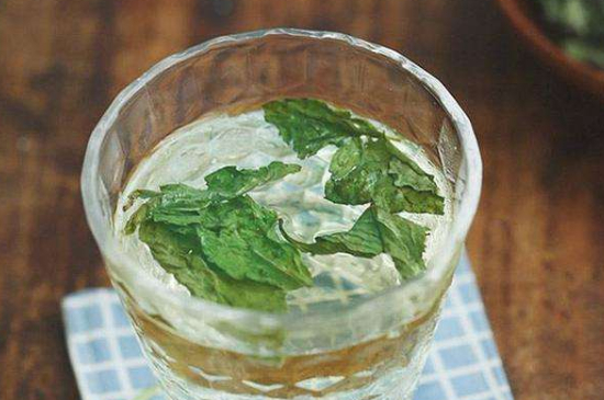 荷葉茶每天喝多少合適，什么時(shí)候喝最好？