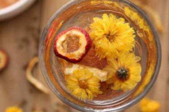 祛濕氣雙花茶，喝什么花茶祛濕氣排毒養(yǎng)顏