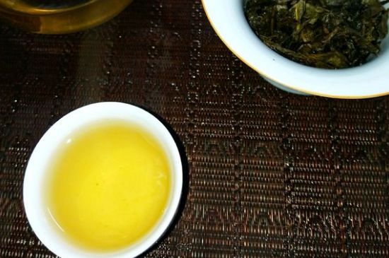 一天什么時候喝黑茶最好，喝黑茶一天最佳時間和季節(jié)