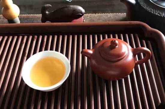 正山小種適合女人喝嗎，女人經(jīng)常喝正山小種茶好嗎