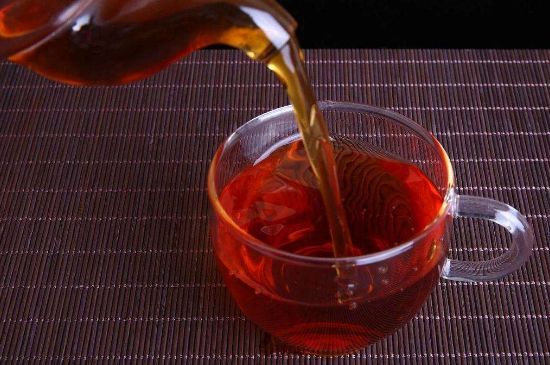 紅茶會加重濕氣嗎，喝什么茶能去除體內(nèi)濕氣