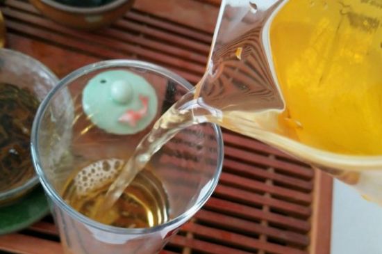 經(jīng)期喝紅茶有什么壞處，女性經(jīng)期可以喝紅茶嗎