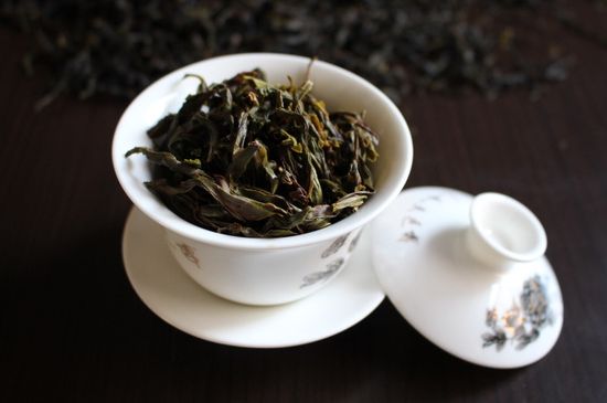 鋸朵仔跟鴨屎香哪個貴，鋸朵子和鴨屎香哪個好喝？