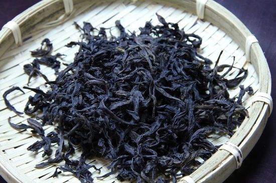 母樹大紅袍給誰喝了，為什么母樹大紅袍叫三棵六株？