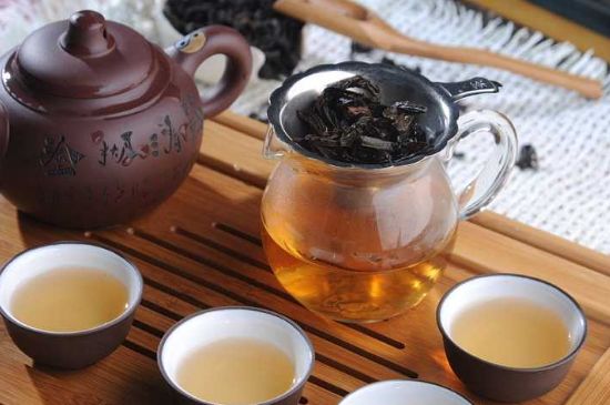 母樹大紅袍給誰喝了，為什么母樹大紅袍叫三棵六株？