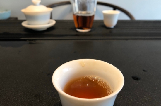 為什么喝巖茶會上火，巖茶喝多上火怎么辦？