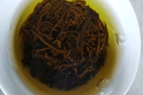 正山小種很細(xì)還很黑亮，正山小種越細(xì)越好嗎