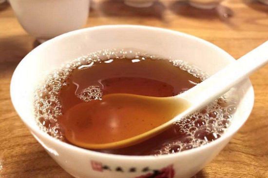 肉桂茶和大紅袍哪個貴，武夷山肉桂與大紅袍的價格比較