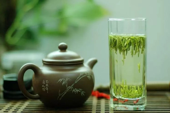 什么綠茶茶葉唇齒留香，哪個(gè)品種綠茶香氣好？