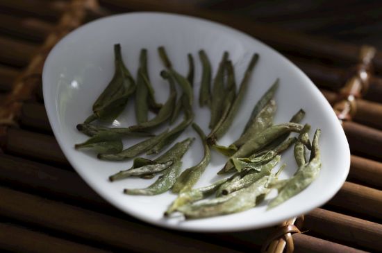 新白毫銀針和老白毫銀針的區(qū)別，新老白毫銀針的品質(zhì)特征