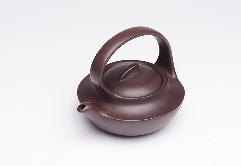 提梁精美紫砂壺，創(chuàng)意手工紫砂壺