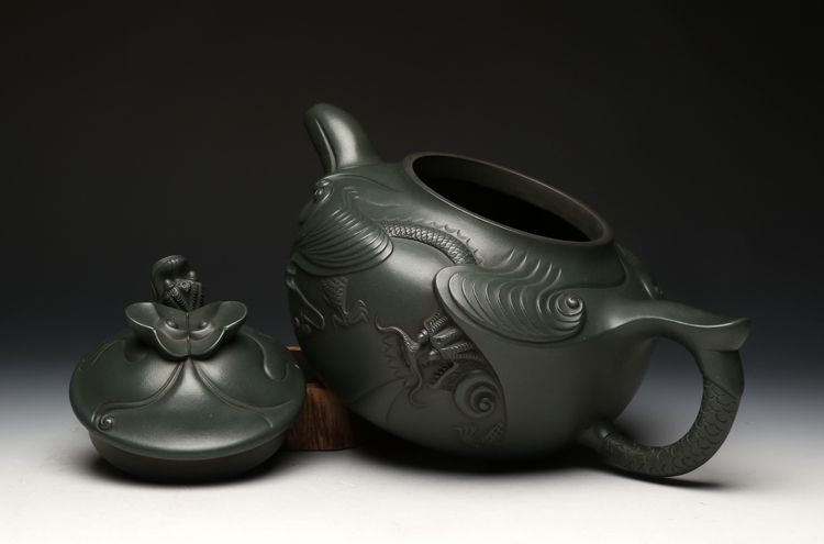 民國(guó)朱可心綠魚化龍宜興紫砂壺